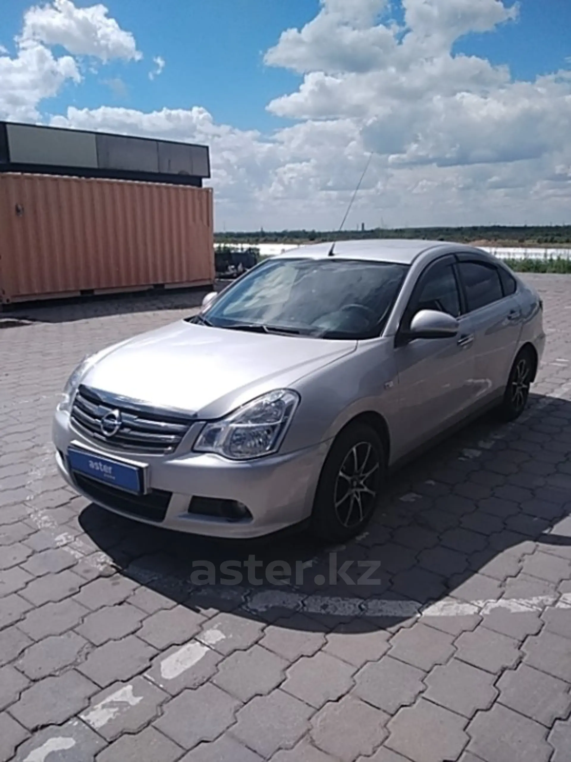 Nissan Almera 2014