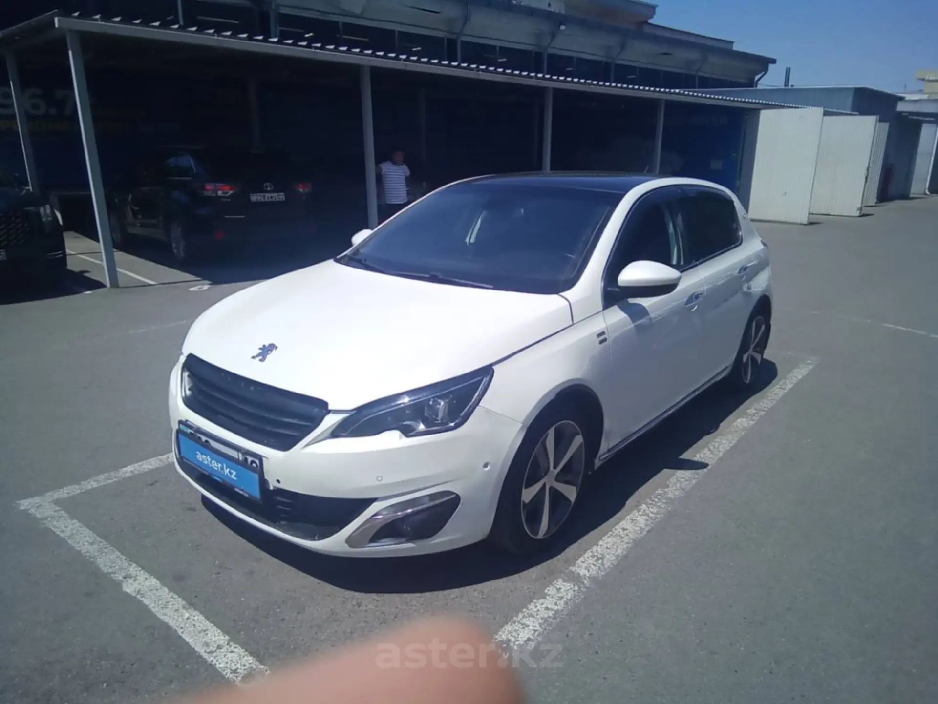 Peugeot 308 2014