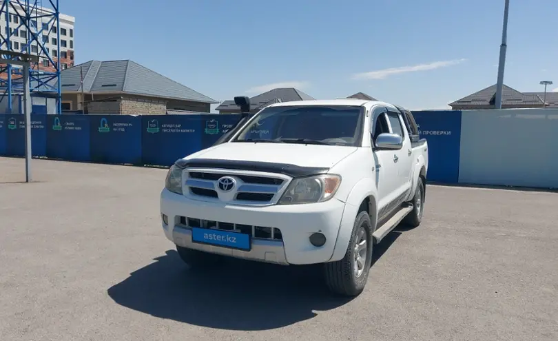 Toyota Hilux 2007 года за 7 500 000 тг. в Шымкент