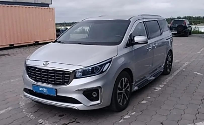 Kia Carnival 2019 года за 10 000 000 тг. в Караганда