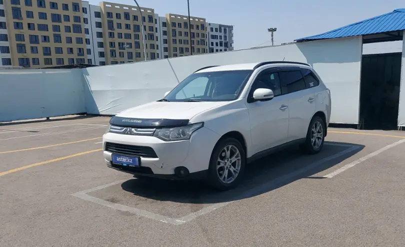 Mitsubishi Outlander 2012 года за 8 000 000 тг. в Алматы