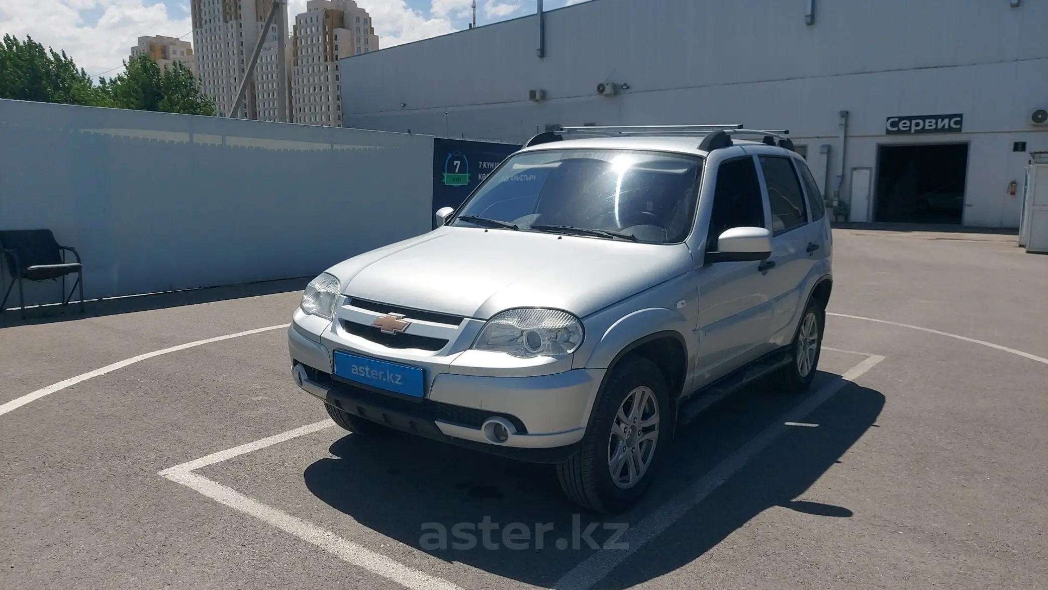 Chevrolet Niva 2013