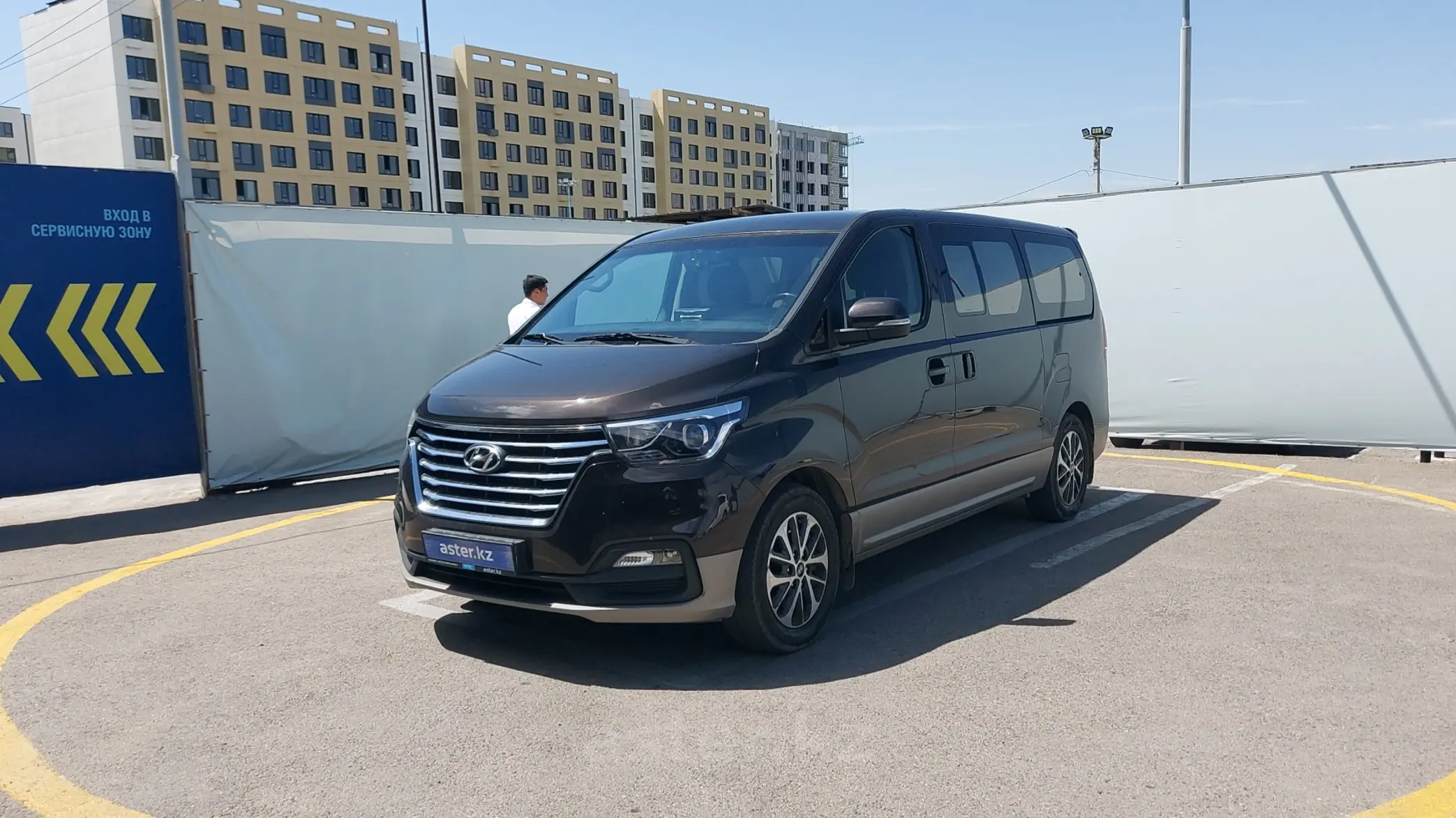 Hyundai Grand Starex 2018