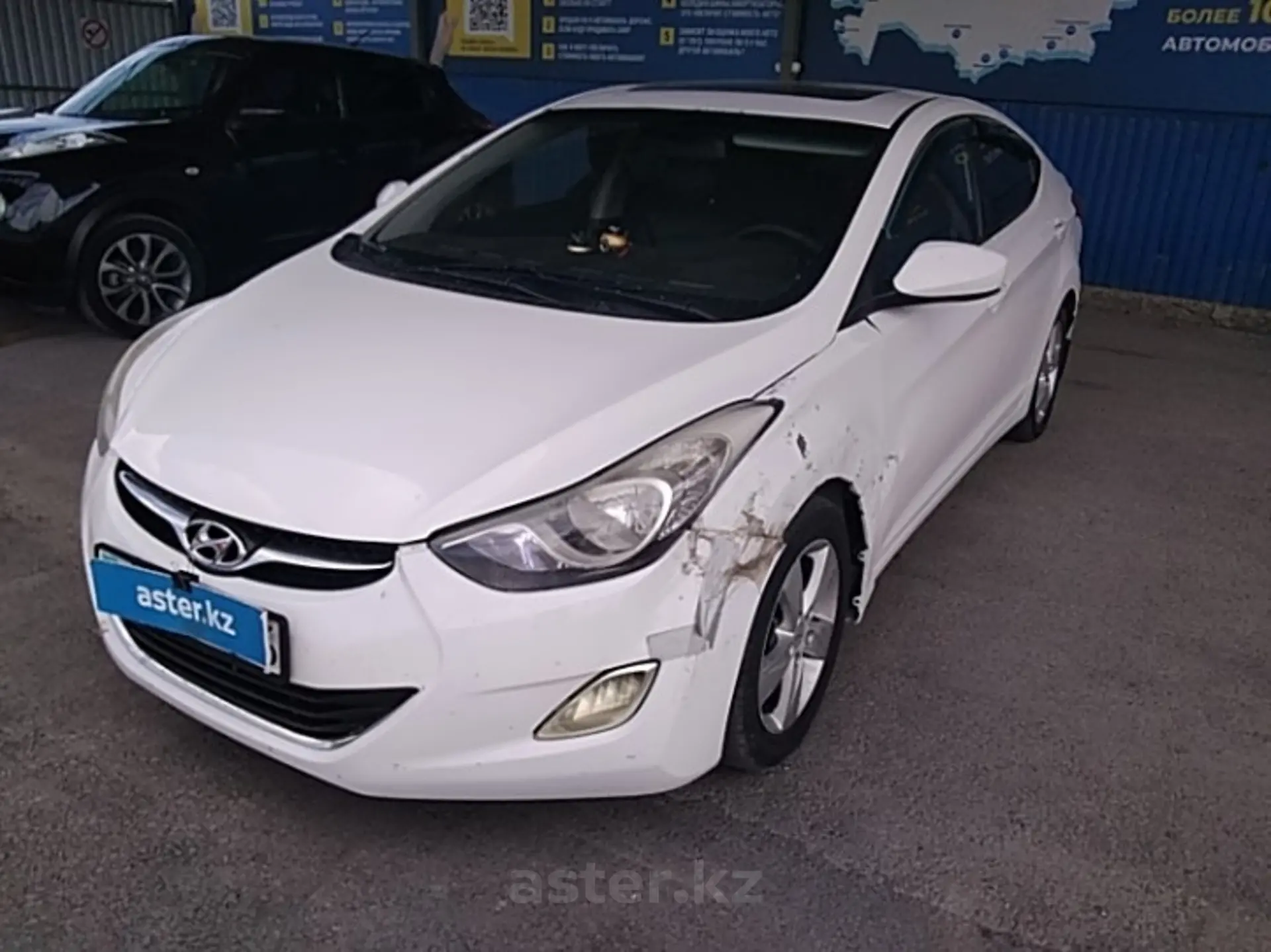 Hyundai Elantra 2013