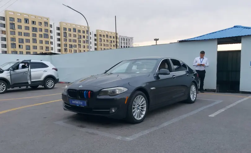 BMW 5 серии 2011 года за 11 000 000 тг. в Алматы