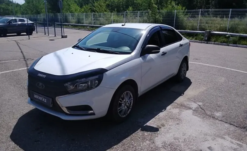 LADA (ВАЗ) Vesta 2018 года за 4 350 000 тг. в Усть-Каменогорск