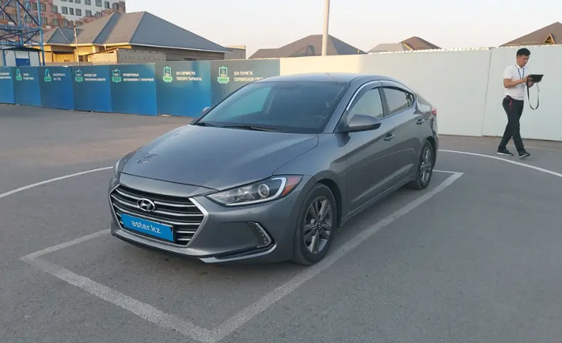 Hyundai Elantra 2017 года за 8 500 000 тг. в Шымкент