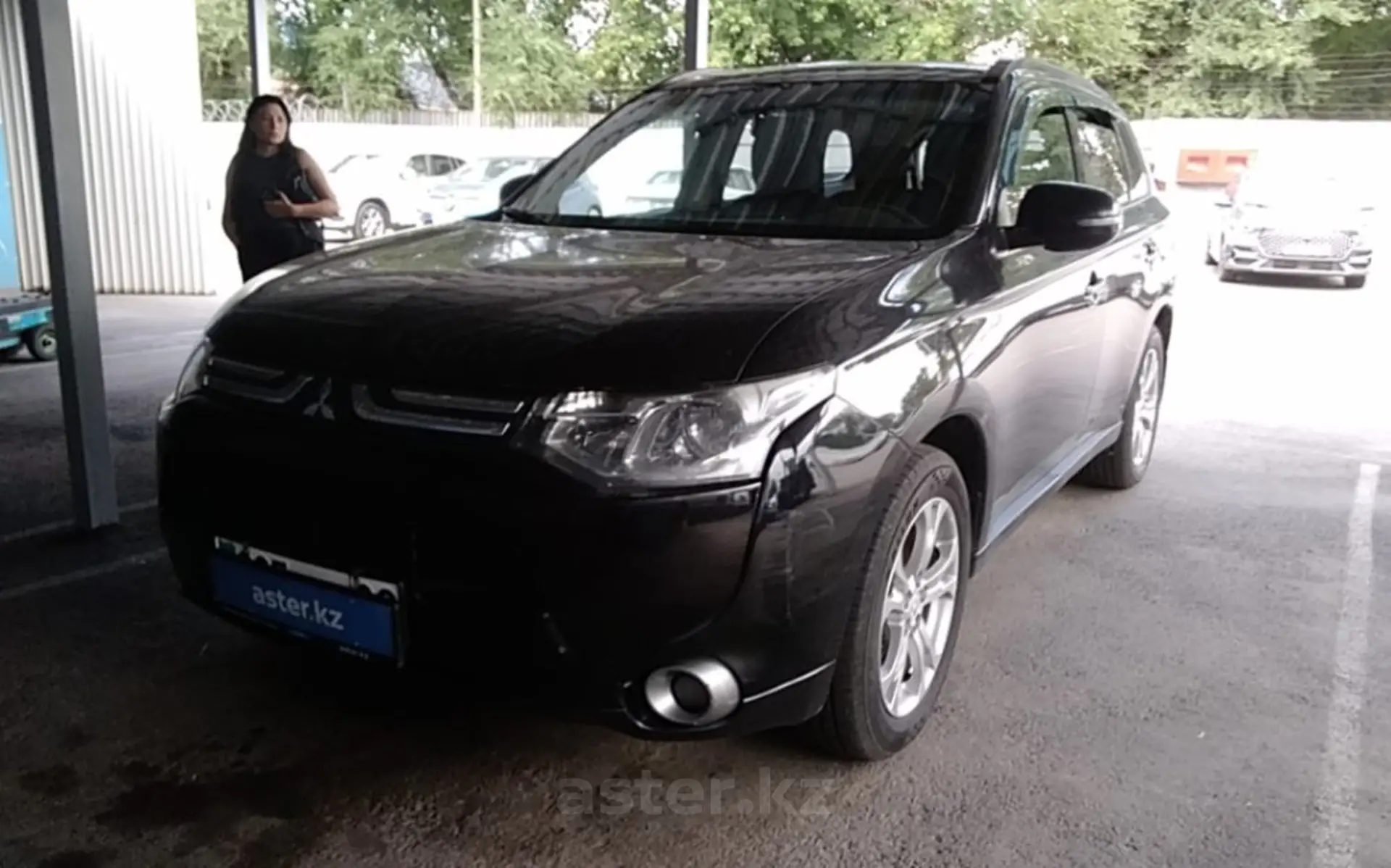 Mitsubishi Outlander 2012