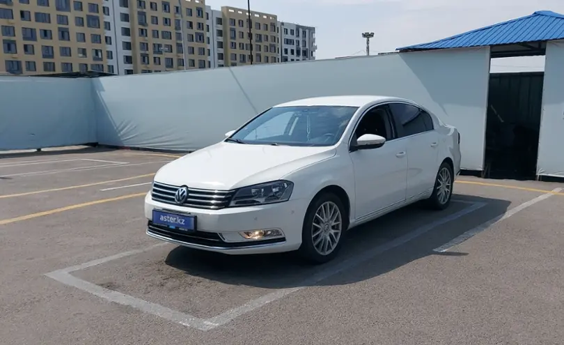 Volkswagen Passat 2014 года за 6 000 000 тг. в Алматы