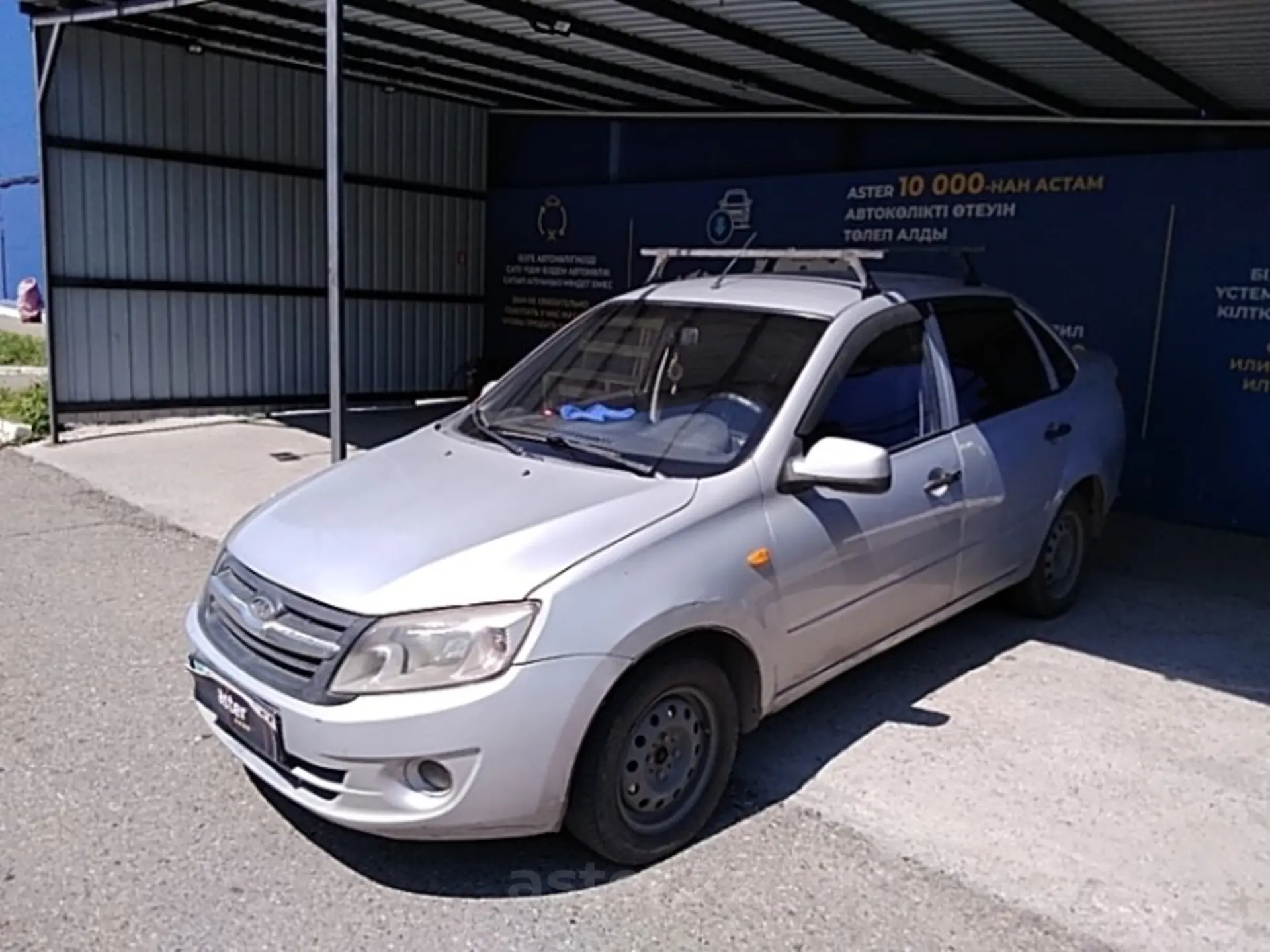 LADA (ВАЗ) Granta 2012