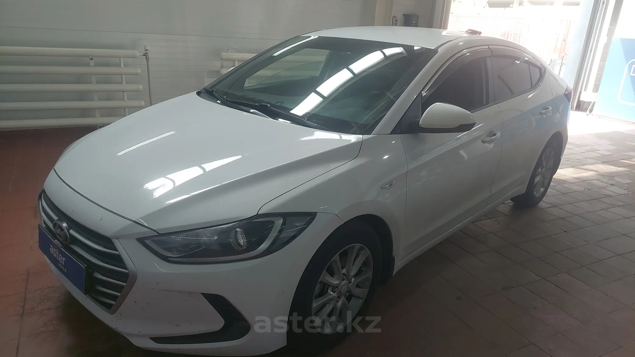 Hyundai Elantra 2018