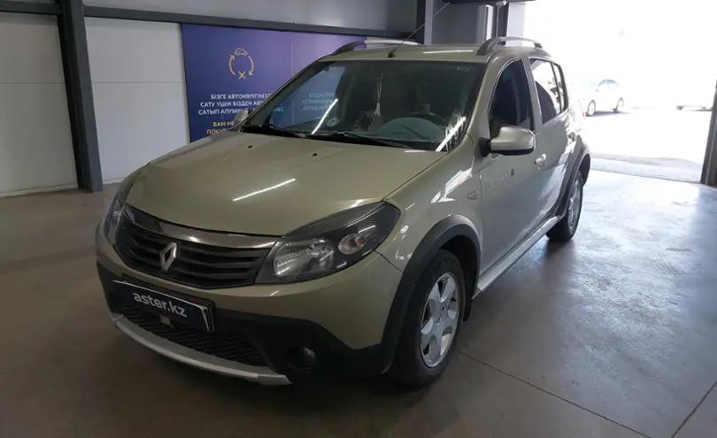 Renault Sandero 2014 года за 3 600 000 тг. в Астана