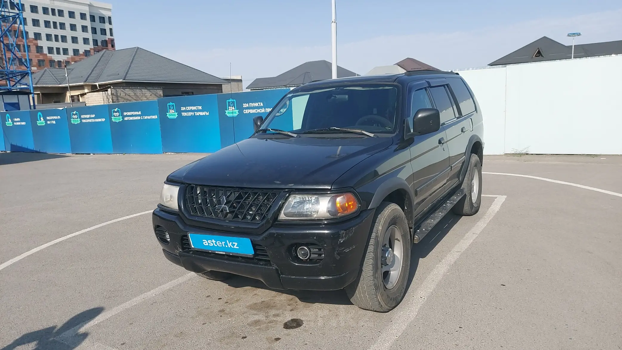 Mitsubishi Montero Sport 2000