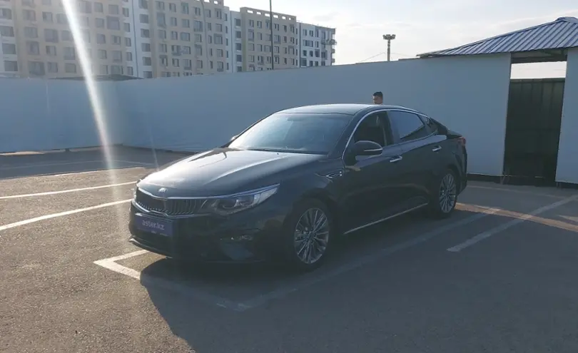 Kia K5 2018 года за 10 500 000 тг. в Алматы