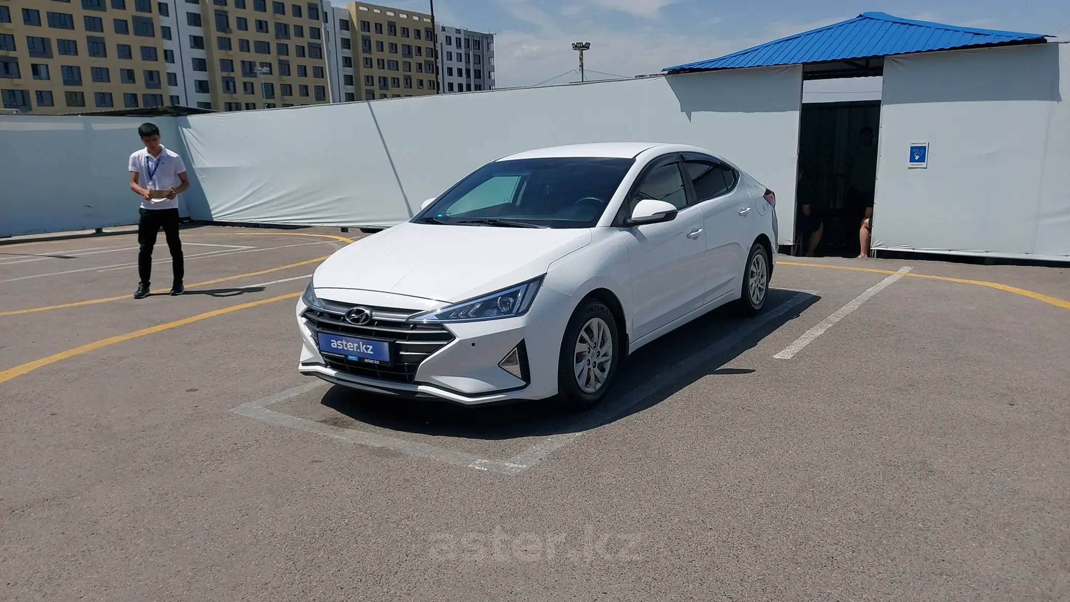 Hyundai Elantra 2019