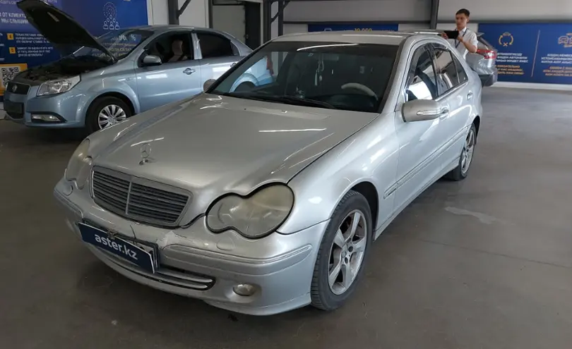 Mercedes-Benz C-Класс 2005 года за 4 000 000 тг. в Астана