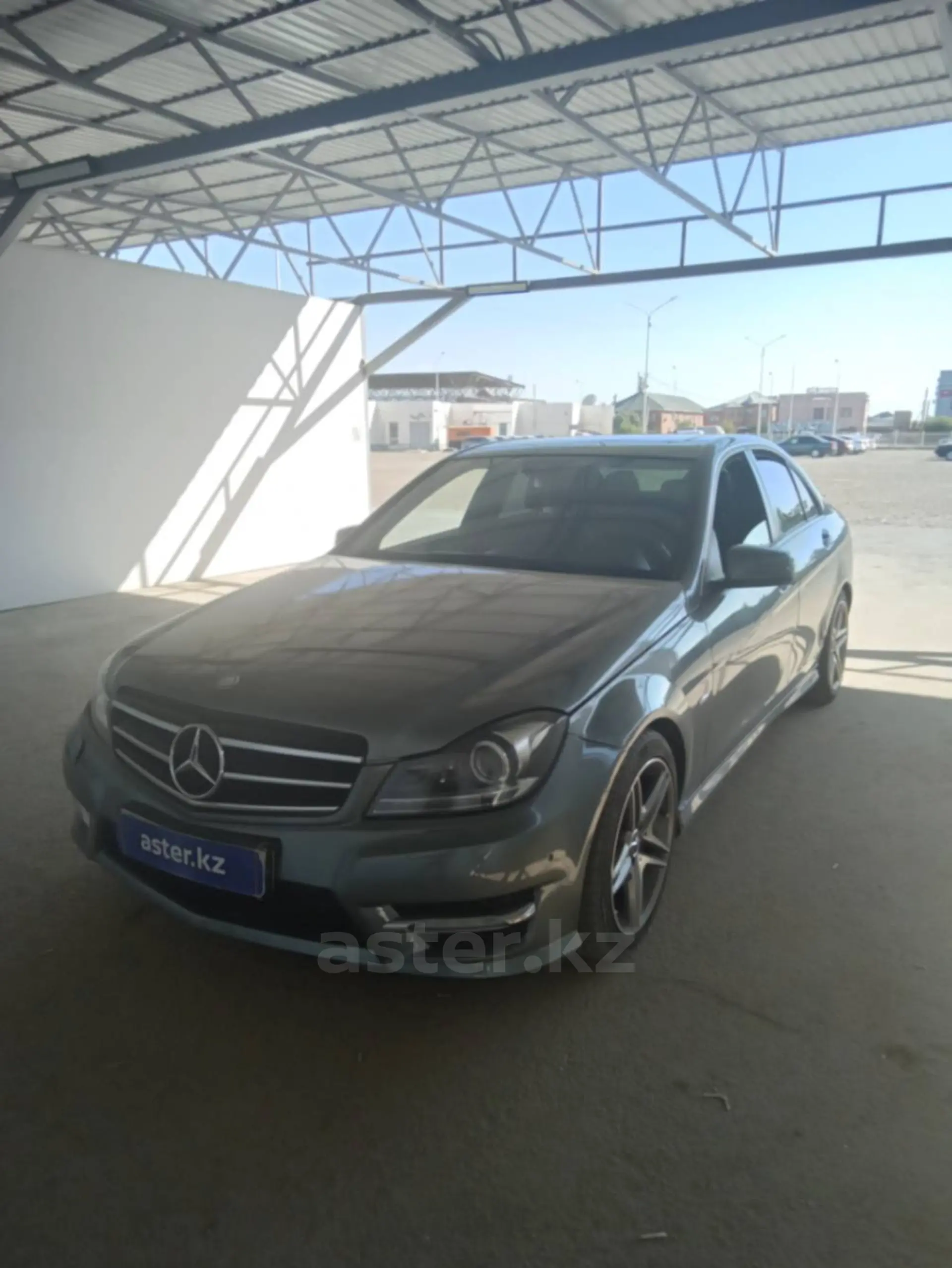 Mercedes-Benz C-Класс 2011