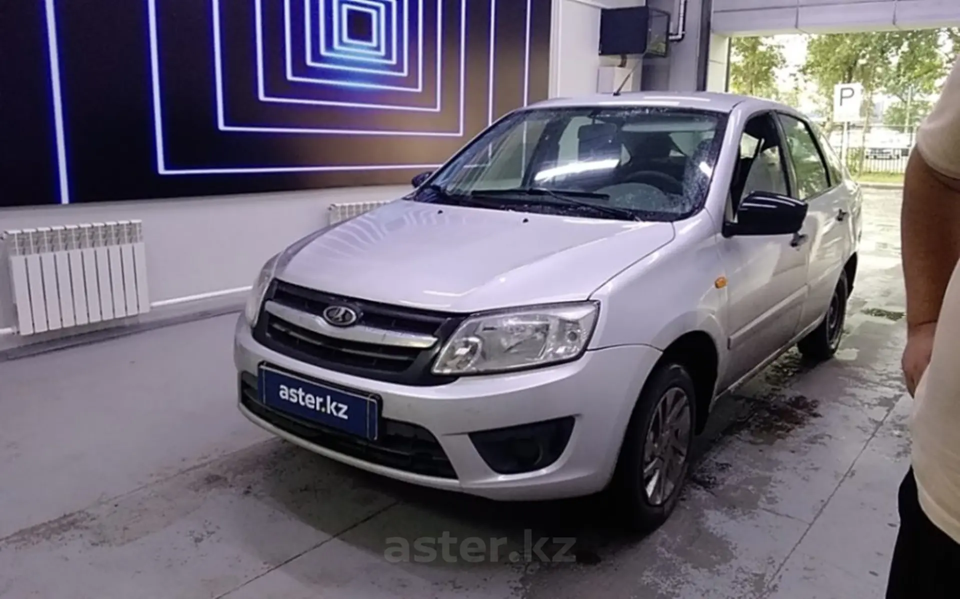 LADA (ВАЗ) Granta 2015