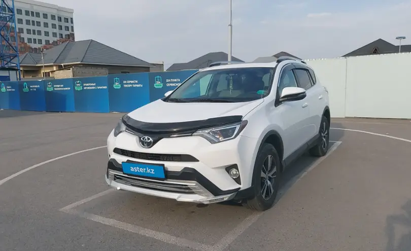 Toyota RAV4 2015 года за 12 000 000 тг. в Шымкент