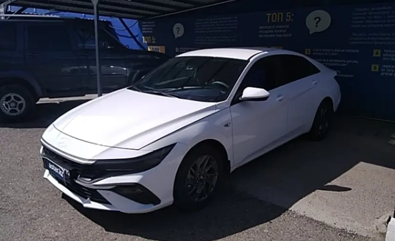 Hyundai Elantra 2023 года за 11 000 000 тг. в Усть-Каменогорск