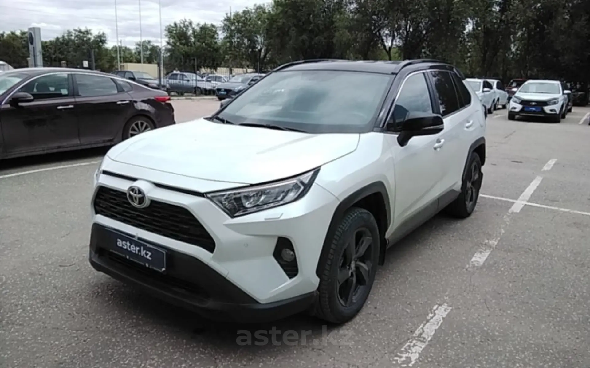 Toyota RAV4 2021