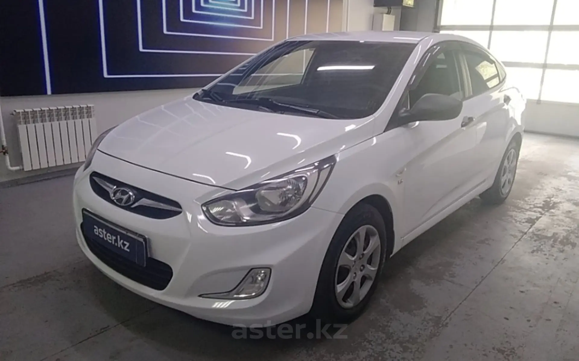 Hyundai Accent 2013