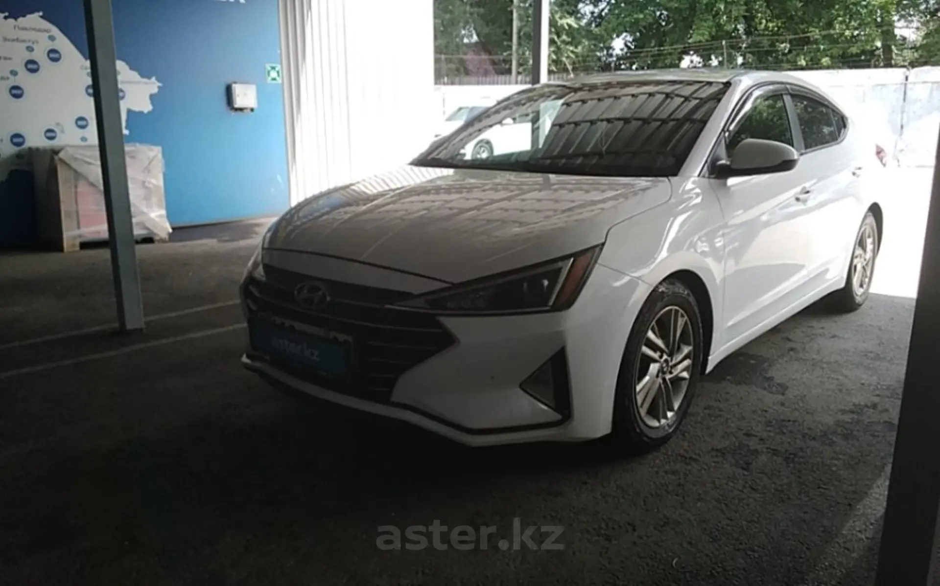 Hyundai Elantra 2019