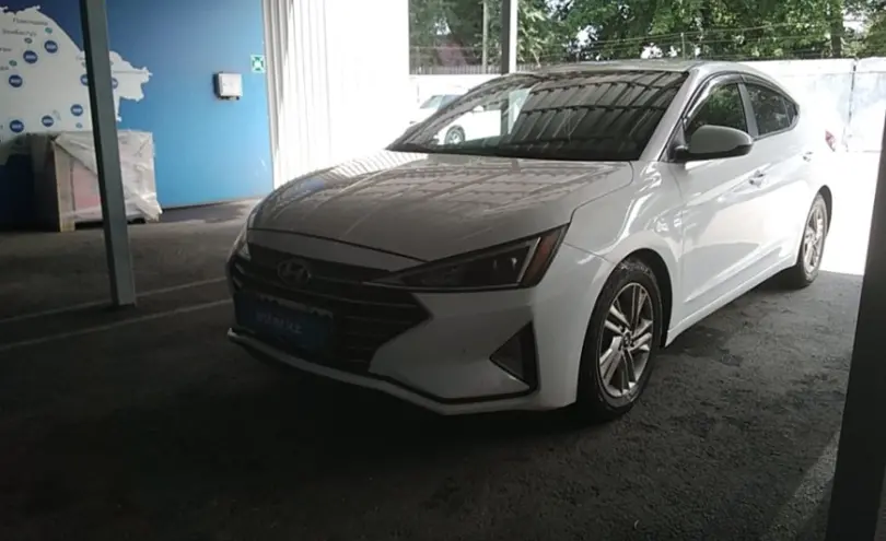 Hyundai Elantra 2019 года за 7 200 000 тг. в Алматы