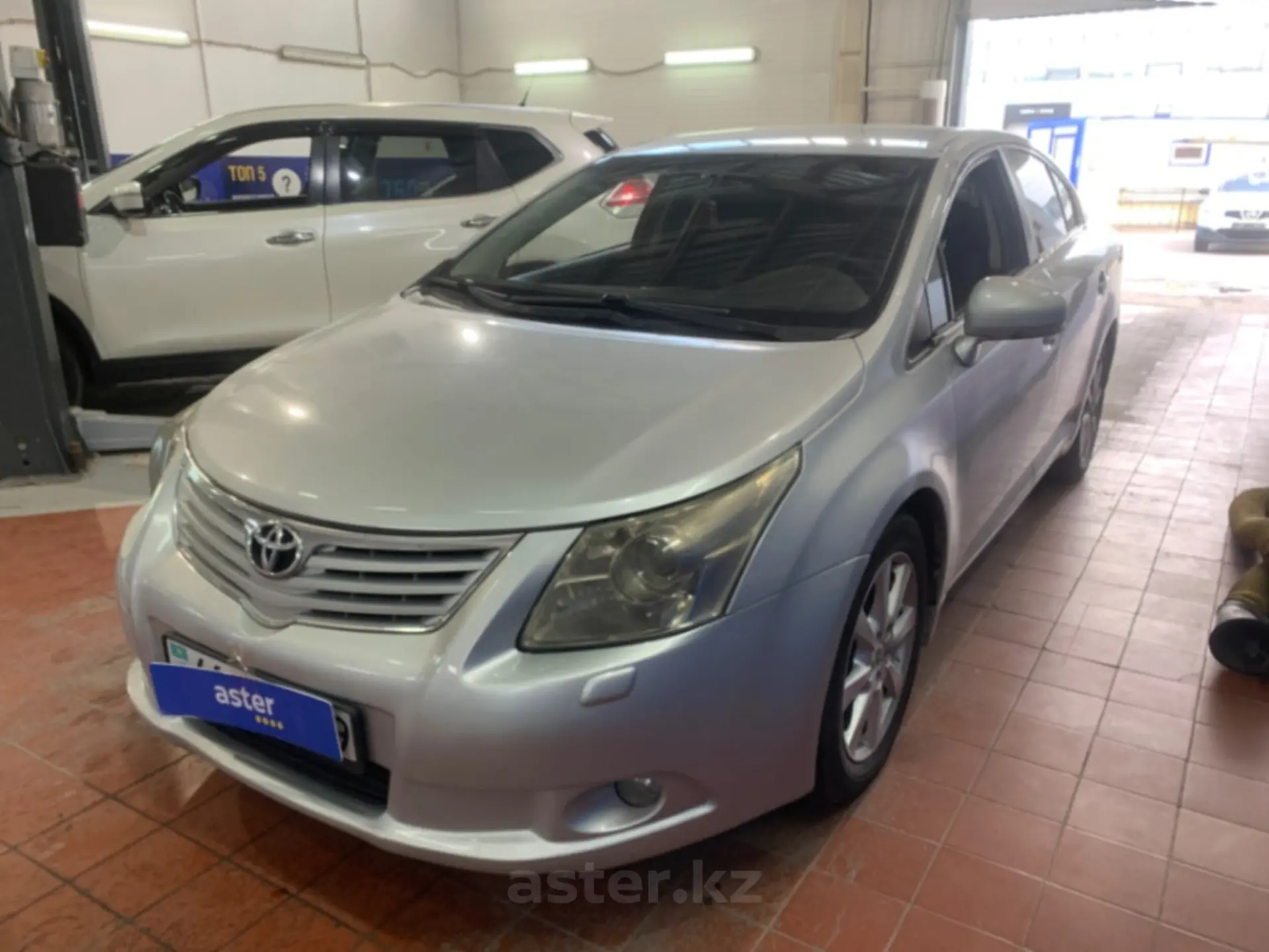 Toyota Avensis 2010