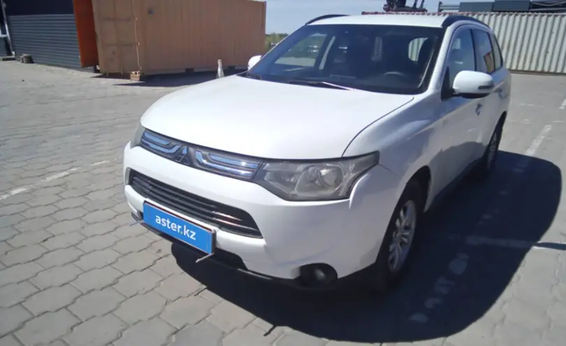 Mitsubishi Outlander 2012 года за 7 000 000 тг. в Караганда