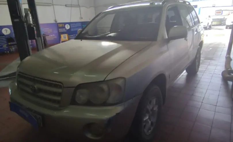 Toyota Highlander 2002 года за 5 500 000 тг. в Астана