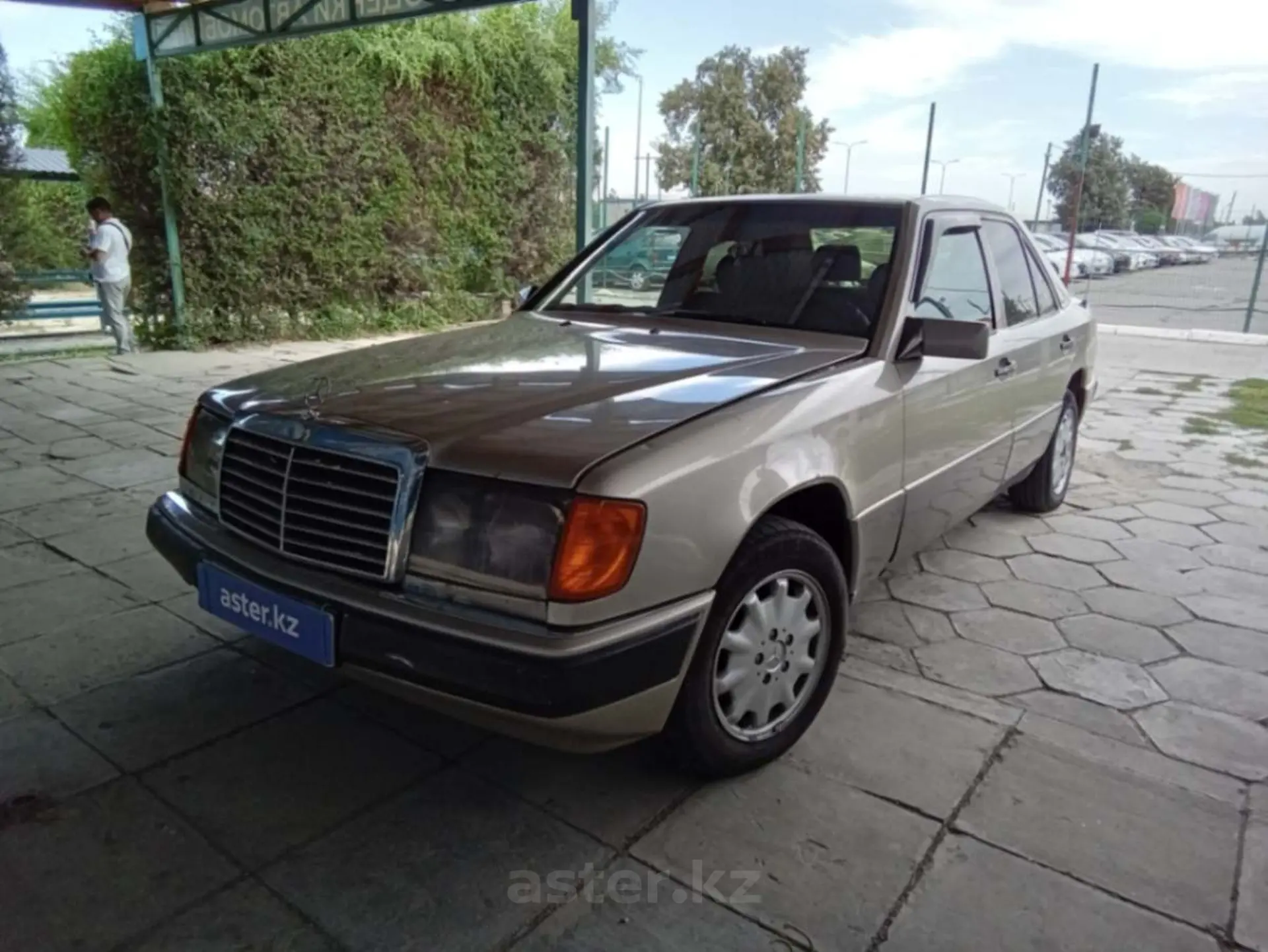 Mercedes-Benz 190 (W201) 1990