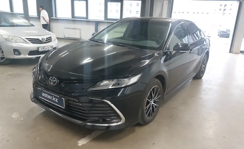 Toyota Camry 2023 года за 20 000 000 тг. в Астана