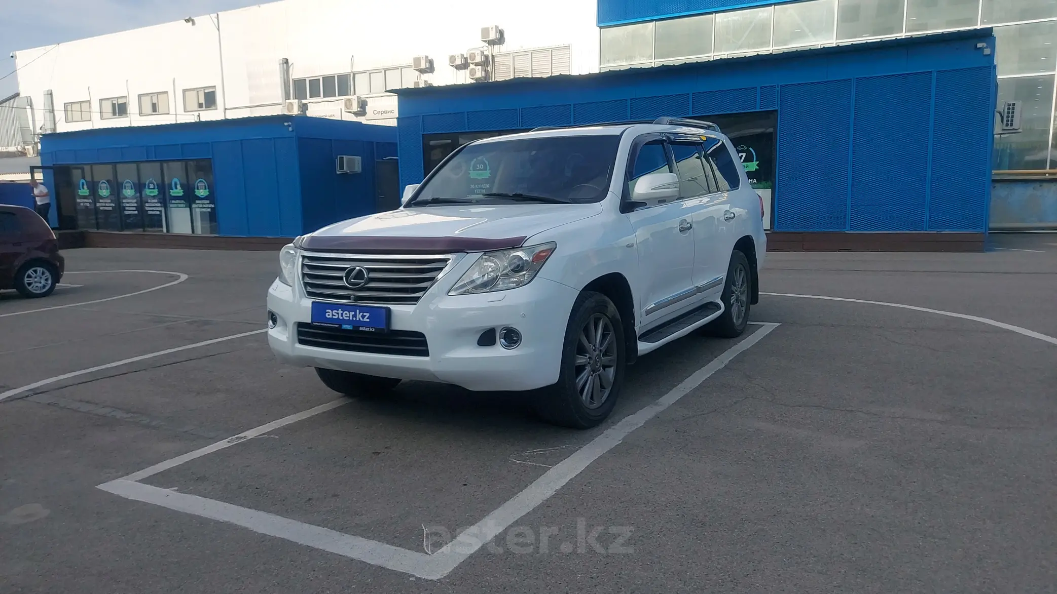 Lexus LX 2008