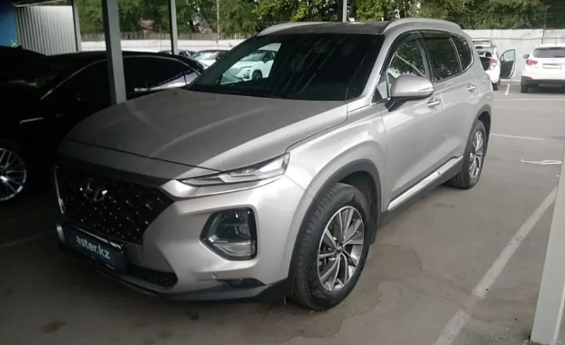 Hyundai Santa Fe 2020 года за 11 800 000 тг. в Алматы