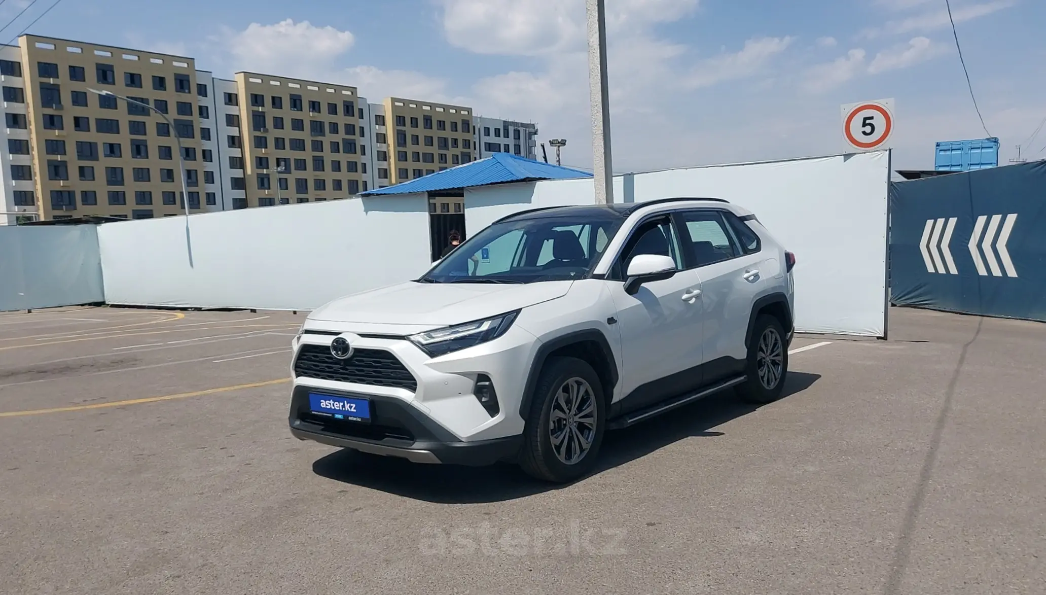 Toyota RAV4 2023