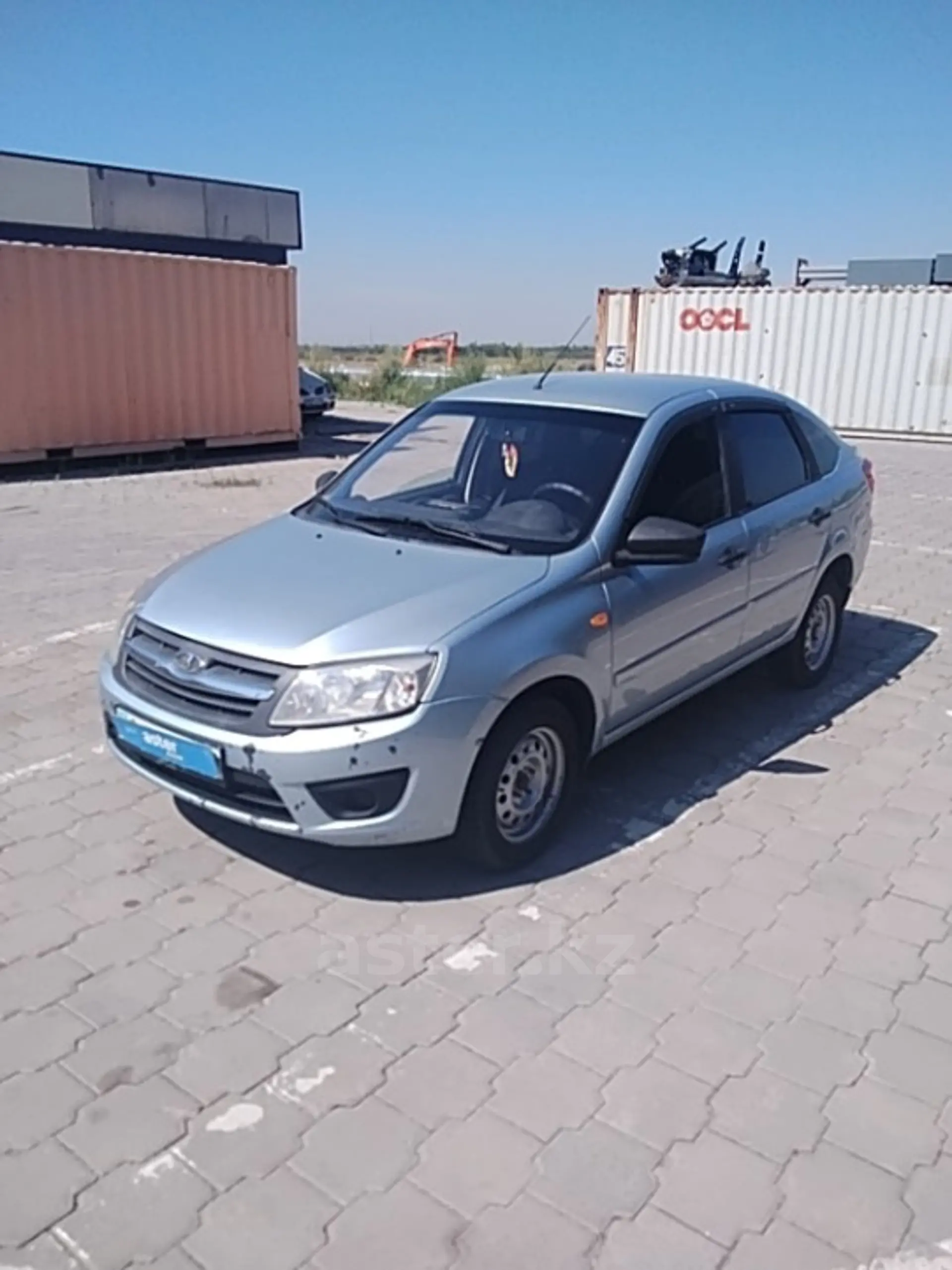 LADA (ВАЗ) Granta 2015