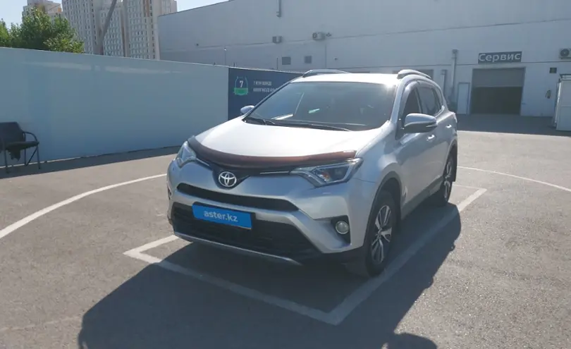 Toyota RAV4 2018 года за 14 000 000 тг. в Шымкент