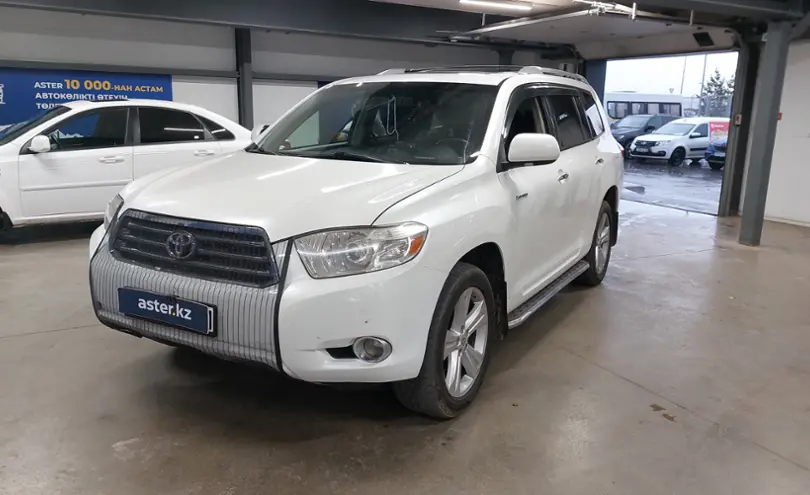 Toyota Highlander 2009 года за 13 000 000 тг. в Астана