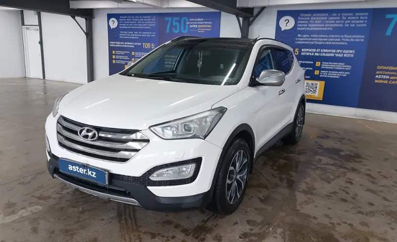 Hyundai Santa Fe 2012 года за 9 700 000 тг. в Астана