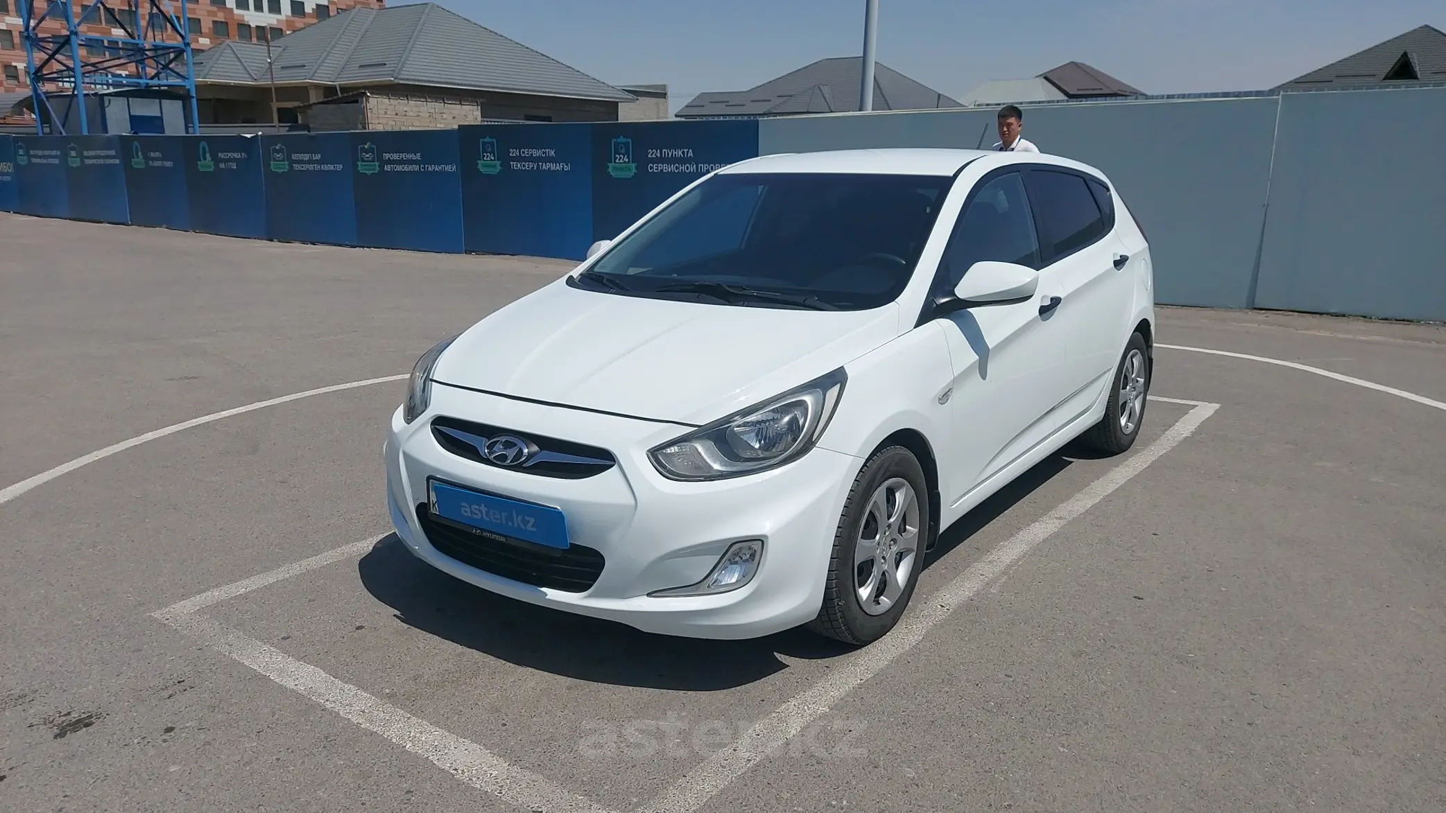 Hyundai Accent 2013