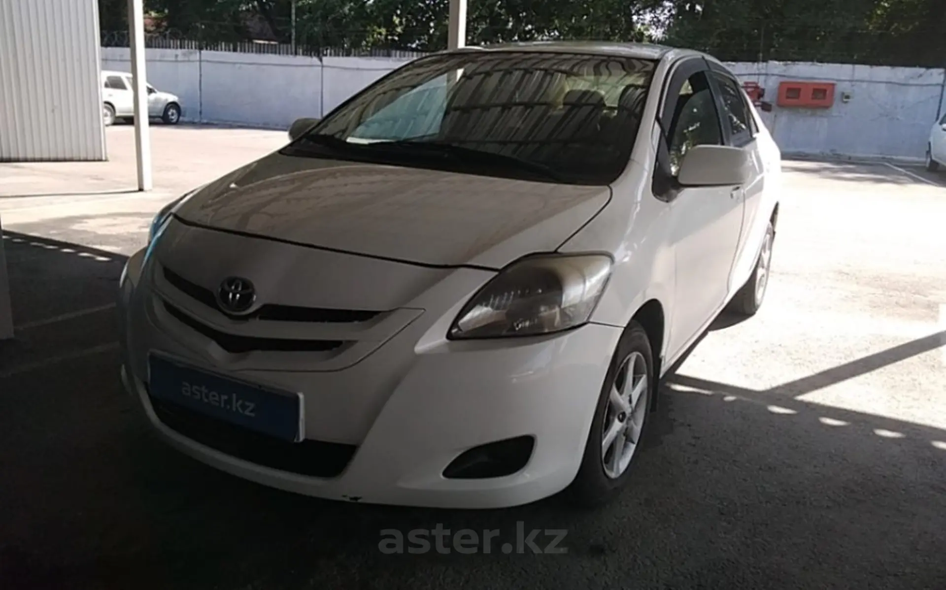 Toyota Yaris 2008