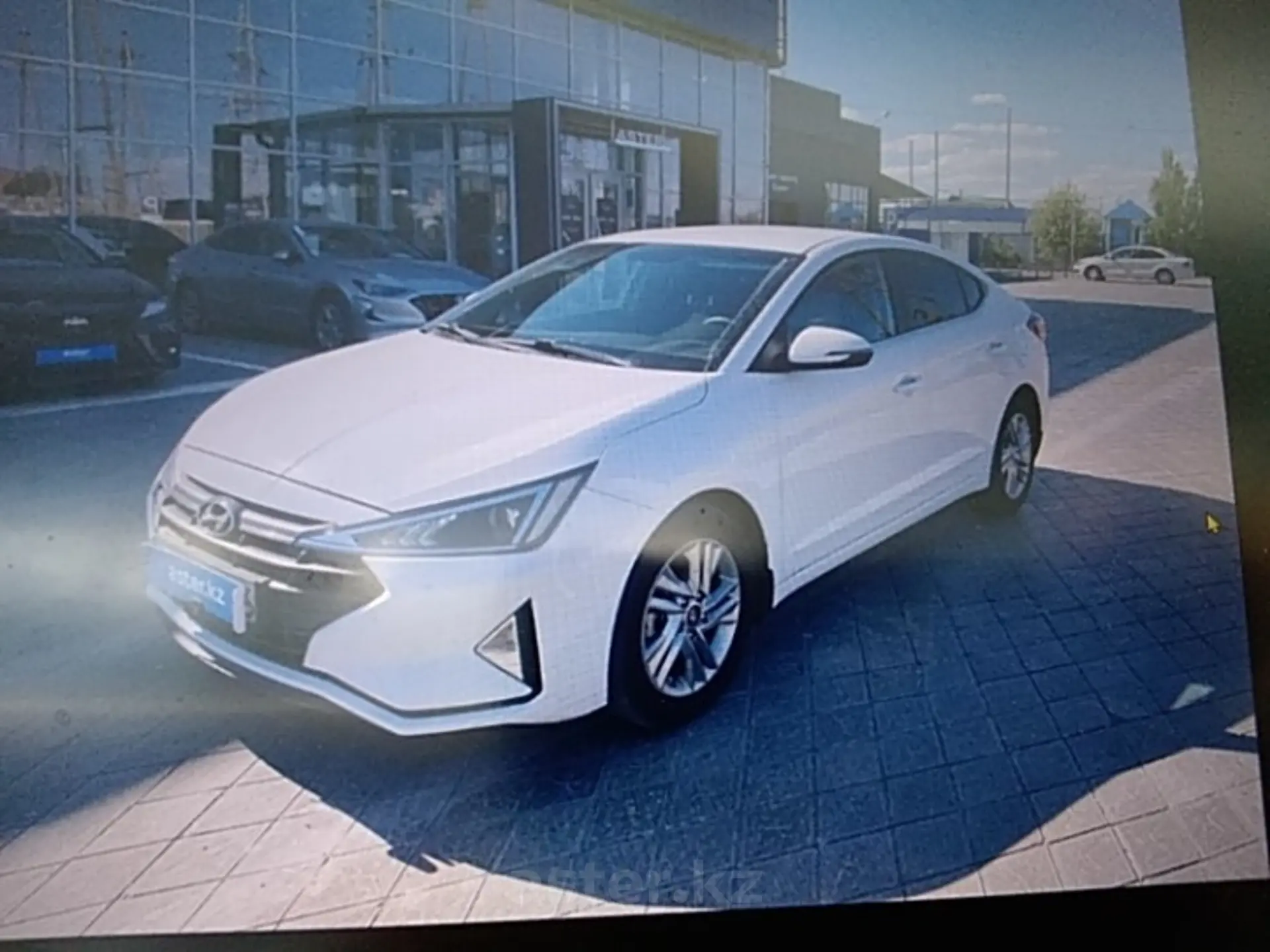 Hyundai Elantra 2019