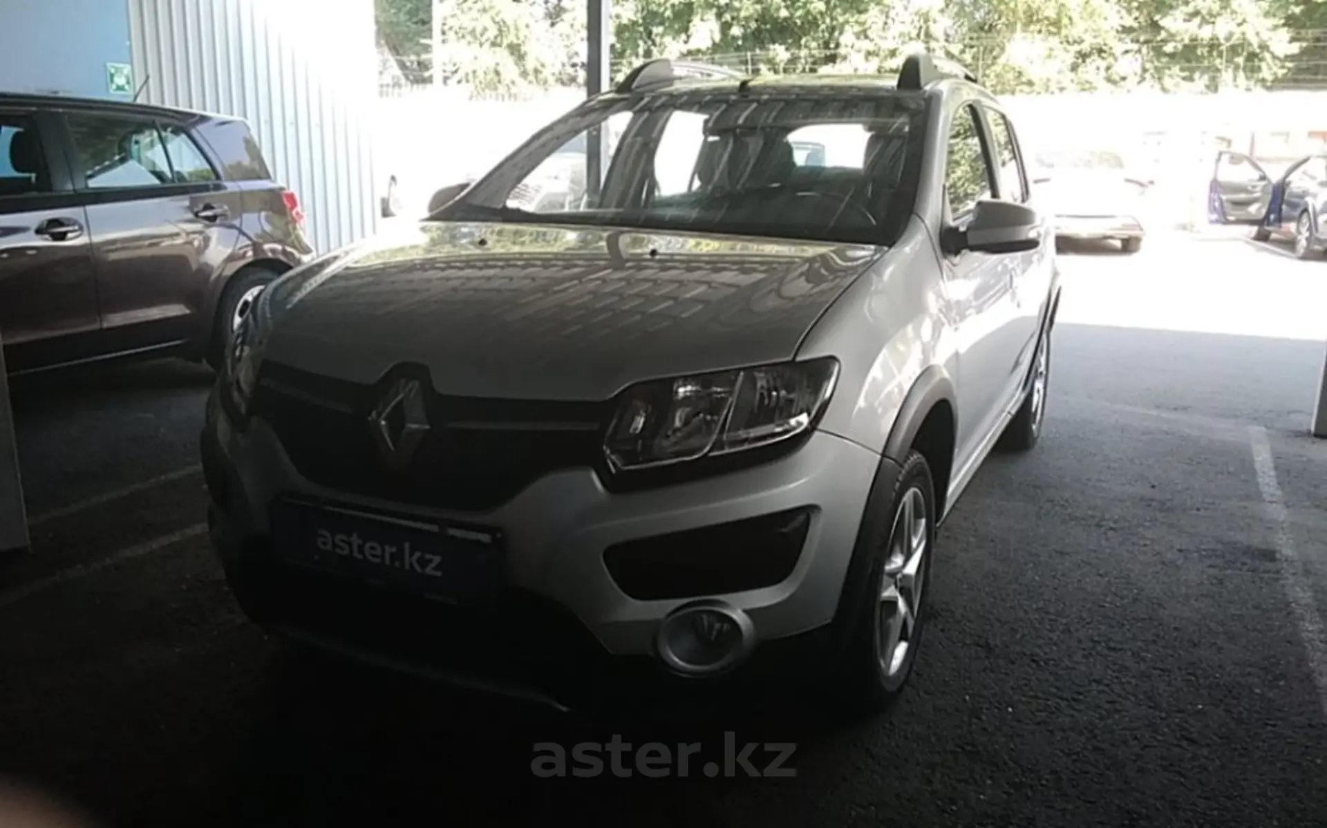 Renault Sandero 2015