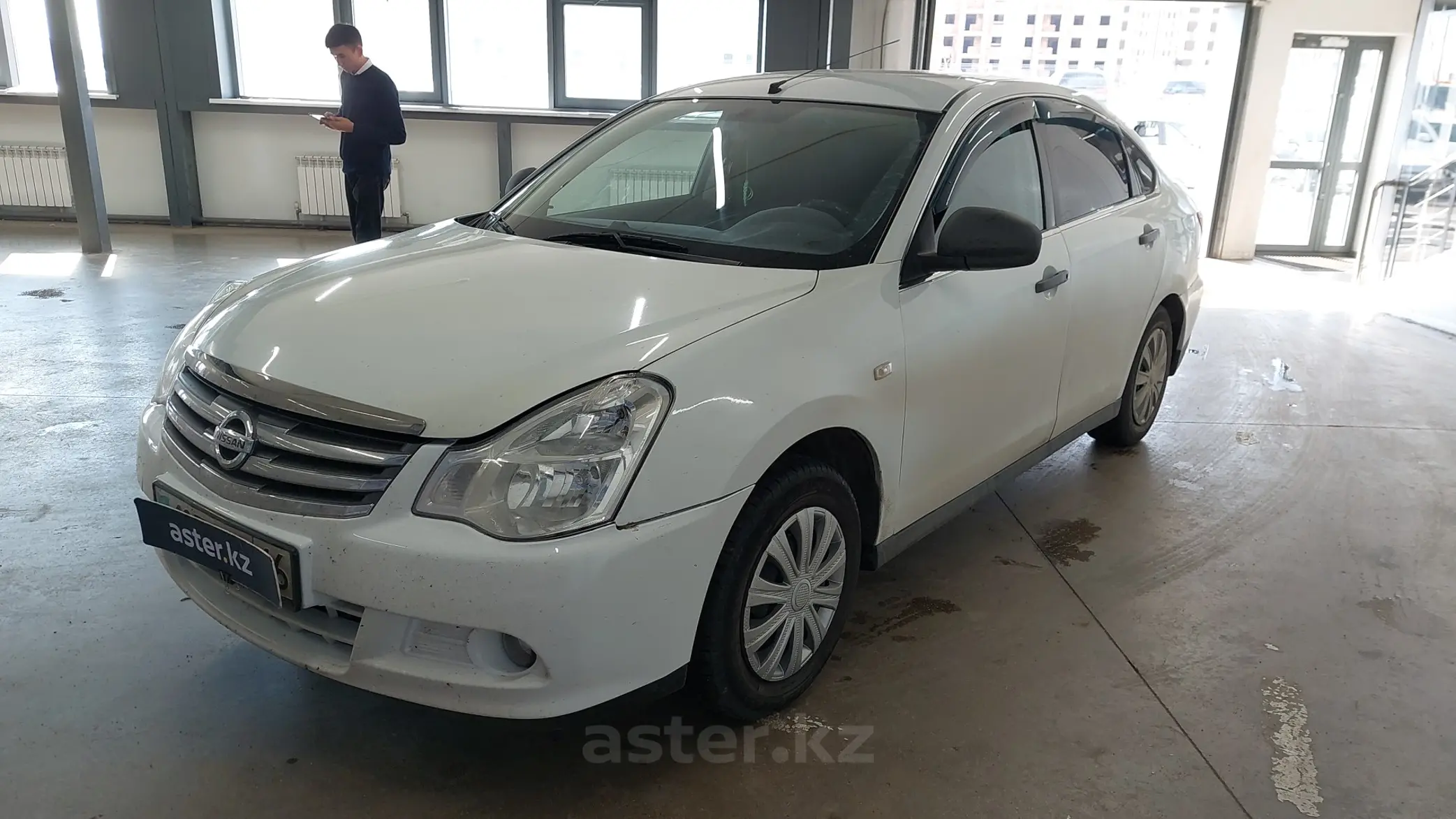 Nissan Almera 2015