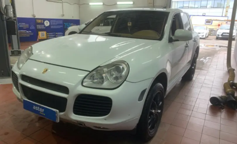 Porsche Cayenne 2004 года за 5 000 000 тг. в Астана