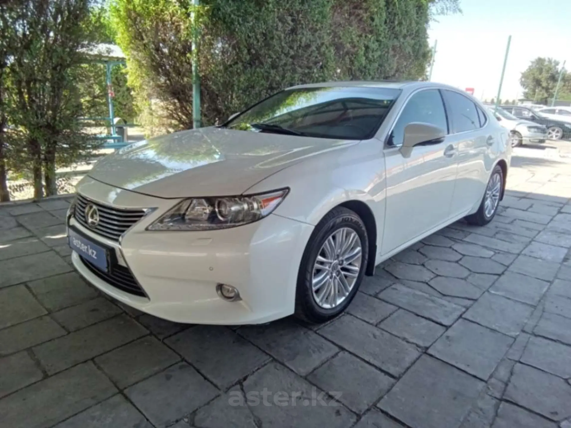 Lexus ES 2014