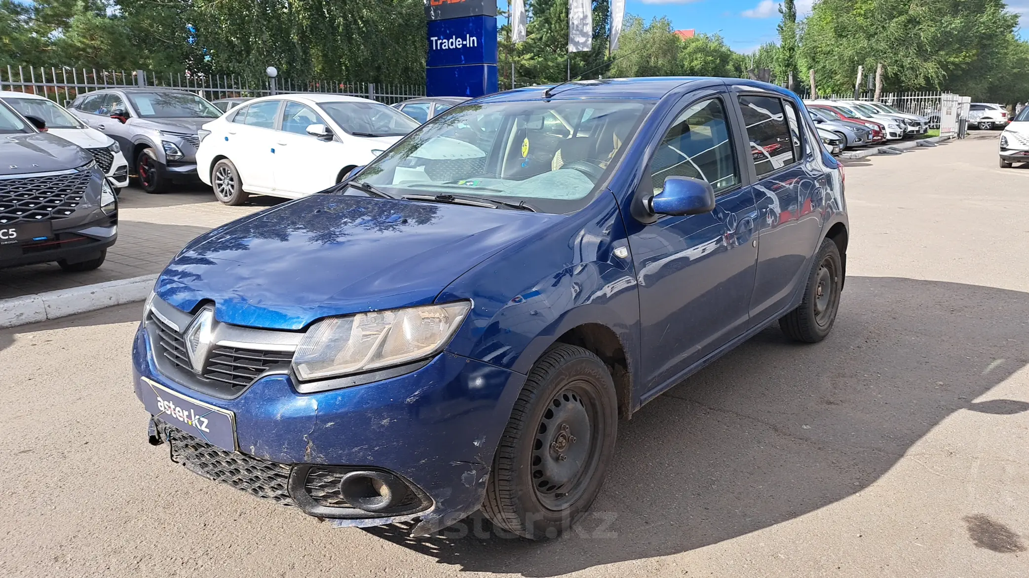 Renault Sandero 2015