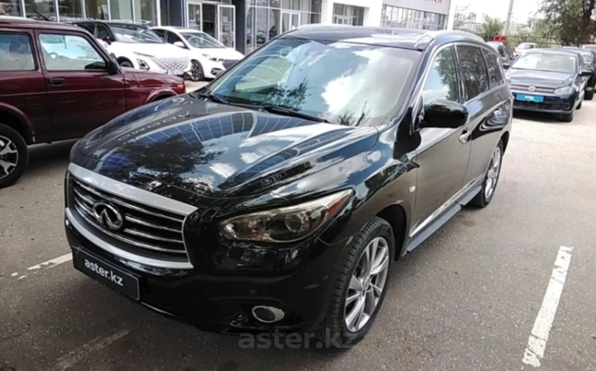 Infiniti JX 2013