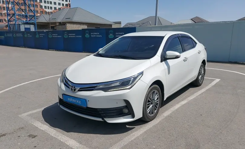 Toyota Corolla 2018 года за 8 800 000 тг. в Шымкент